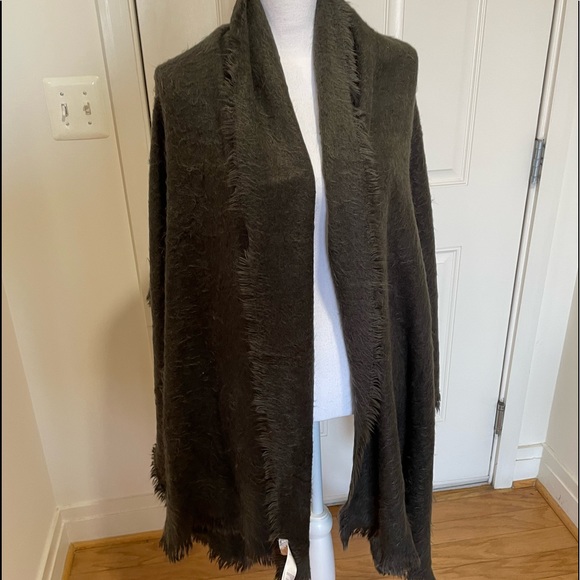 Free People Accessories - NWOT Free People Charcoal Scarf